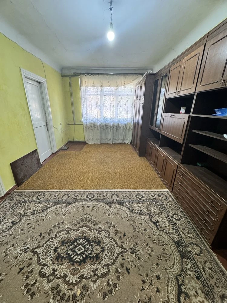 Продам 3-х квартиру вул. Лихвинська Стінка