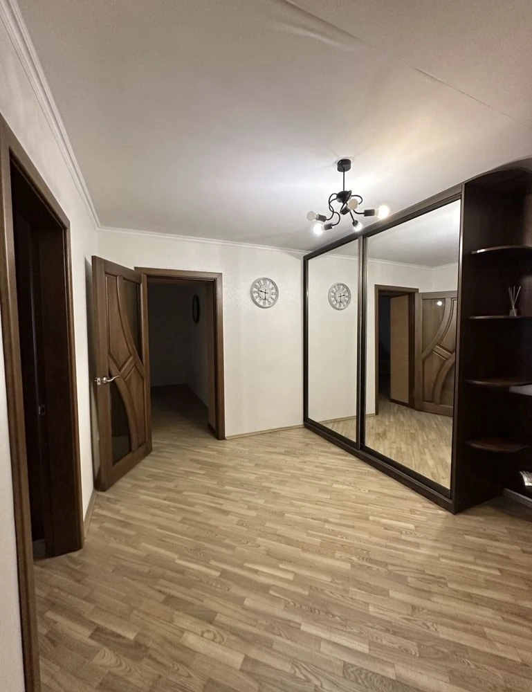 2к квартира , на пр. Свободи ( Прокофʼєва)