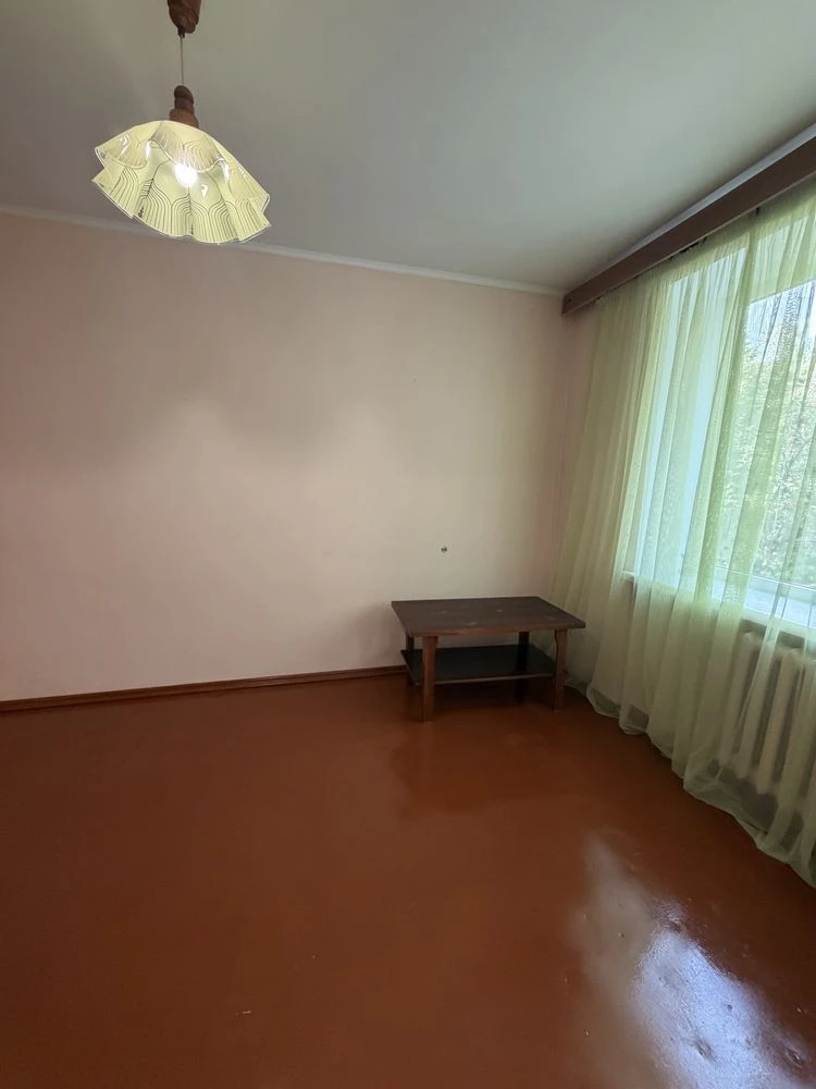 Новинка. Продаж трикімнатної квартири на Василя Червонія,67