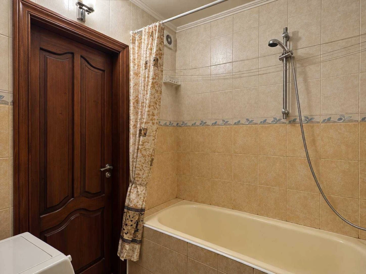 Продам 3-кімнатну квартиру в центральній частині міста з рем