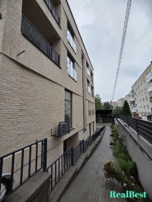 Продаж / Квартира / Центр Рівне