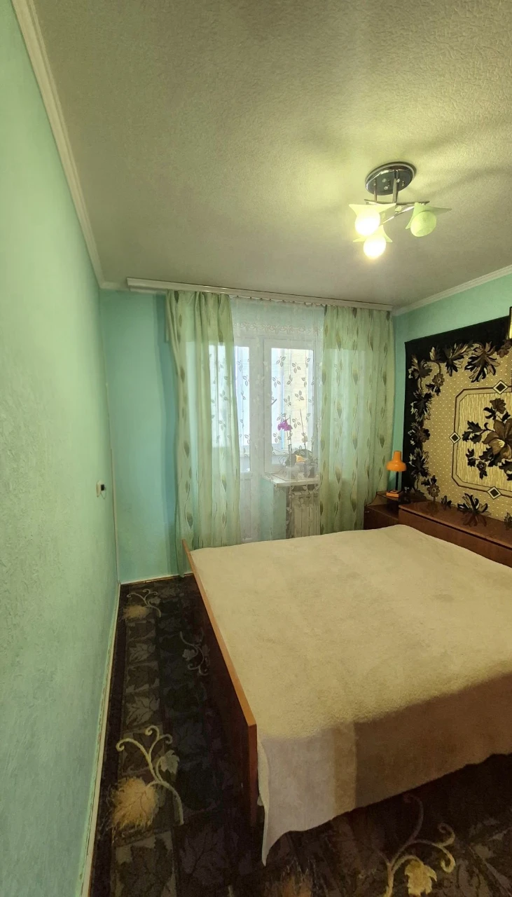 Жоржина - продаж 3к квартири р-н Пивзавод!