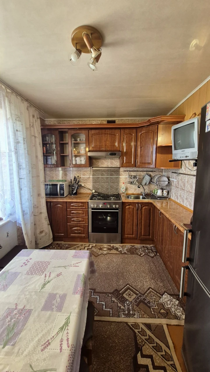 Жоржина - продаж 3к квартири р-н Пивзавод!