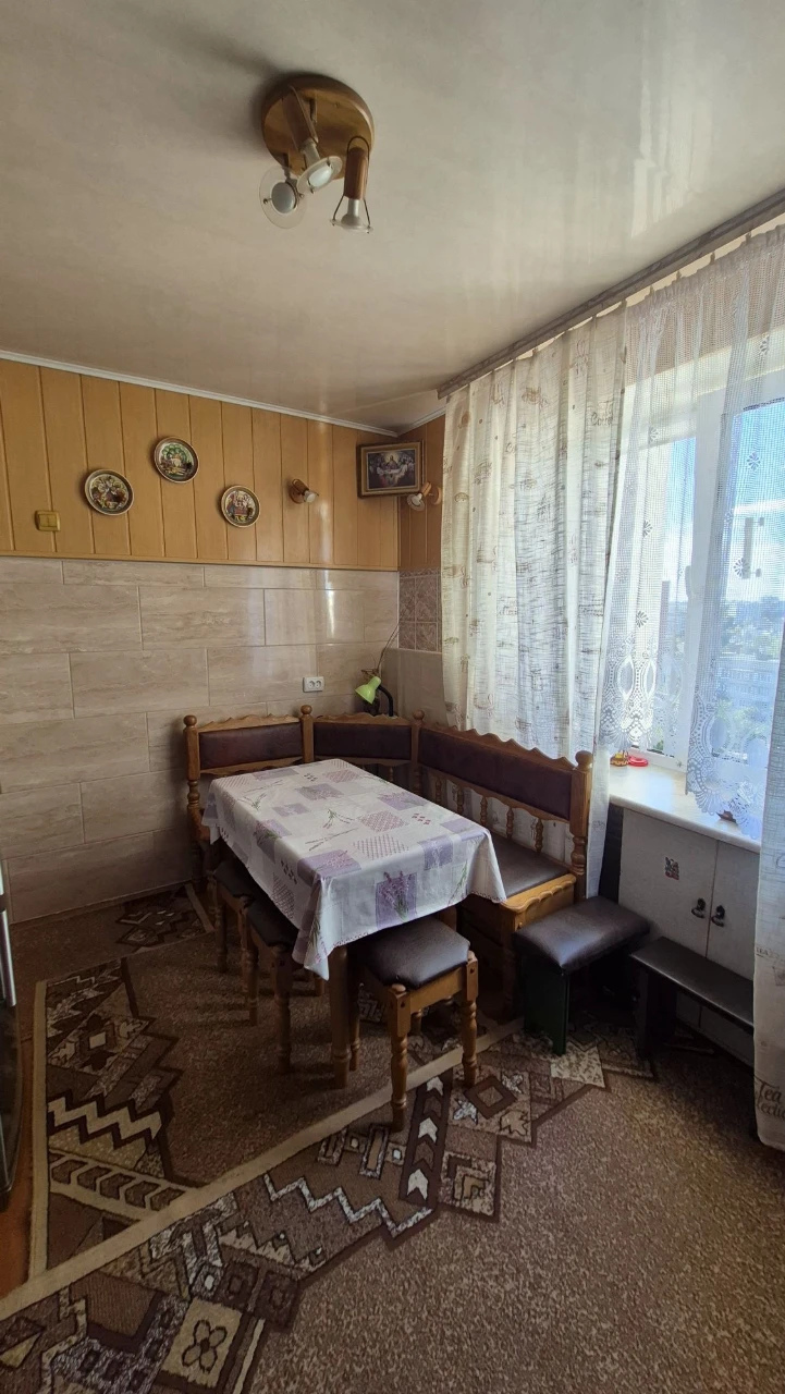 Жоржина - продаж 3к квартири р-н Пивзавод!