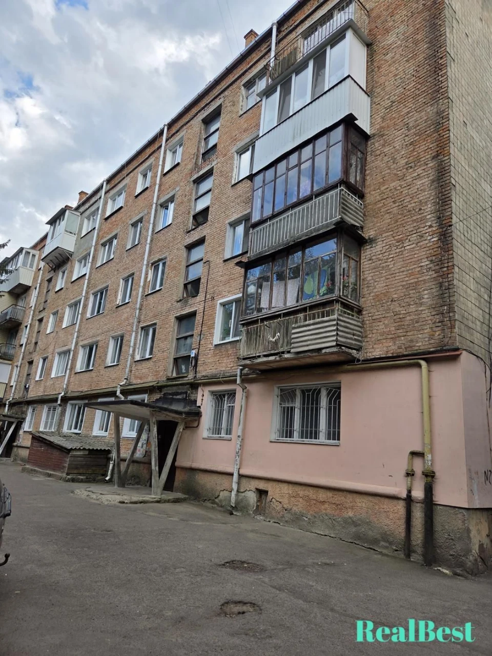 Продаж / Квартира / Червонія, Чайка, Рівне