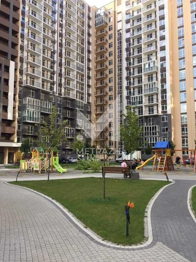 Продаж 1 кімнатна ЖК Кришталеві джерела, вул Заболотного 148
