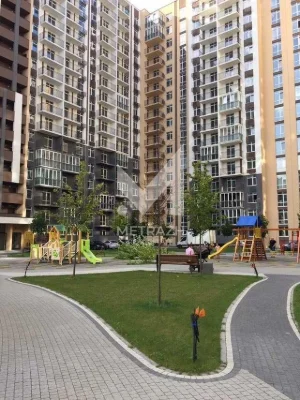 Продаж 1 кімнатна ЖК Кришталеві джерела, вул Заболотного 148