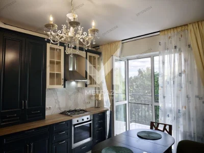 Продаж 1 кімнатна ЖК Кришталеві Джерела, вул. Метрологічна 1