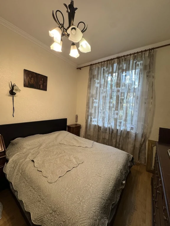 Ексклюзивна 3 кімнатна квартира у Соломʼянському районі вкли