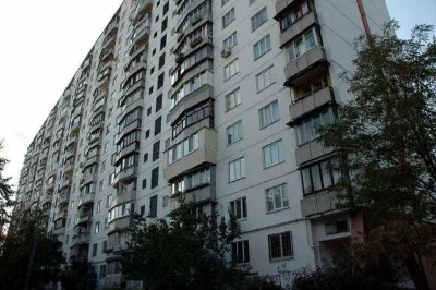 Найближчі станції метро Мінська, Героїв Дніпра вул. Полярна