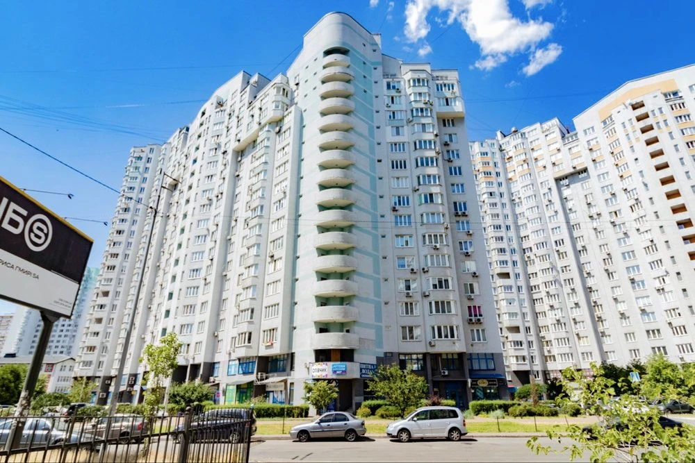 Без комисии! Продам 2к 61м2 на Гмыри, 4. Осокорки. Позняки