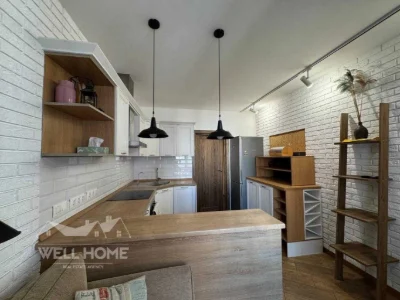 Продаж 2к квартири, вул.  Урлівська, 30, м. Київ -  Без комі