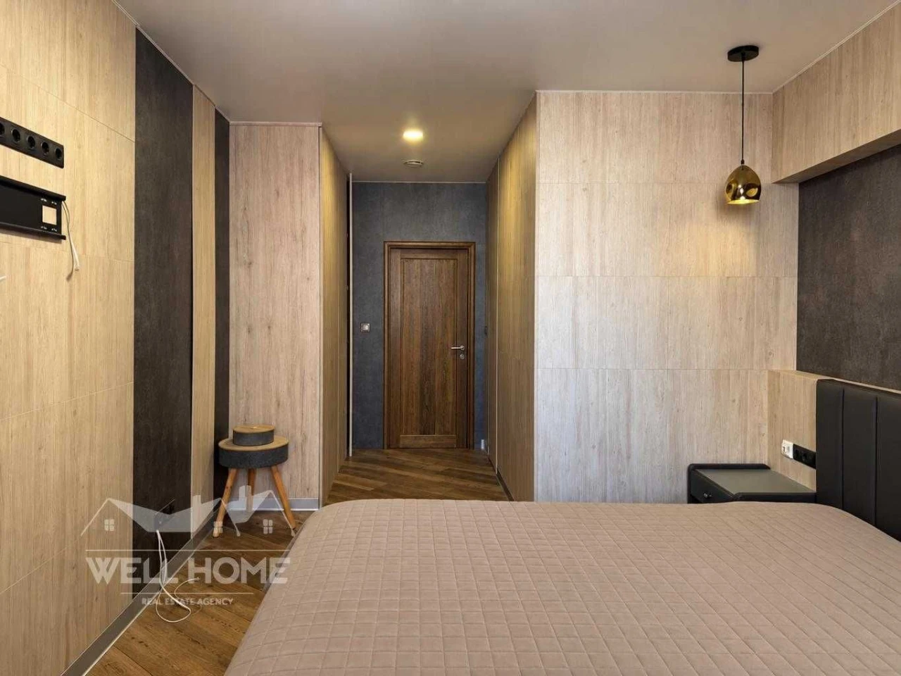 Продаж 2к квартири, вул.  Урлівська, 30, м. Київ -  Без комі