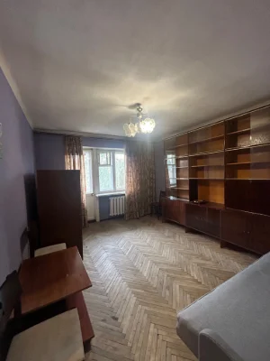 Продаж 30,3 м2 Шевченківський Кирилівська ст Спартак Подільс