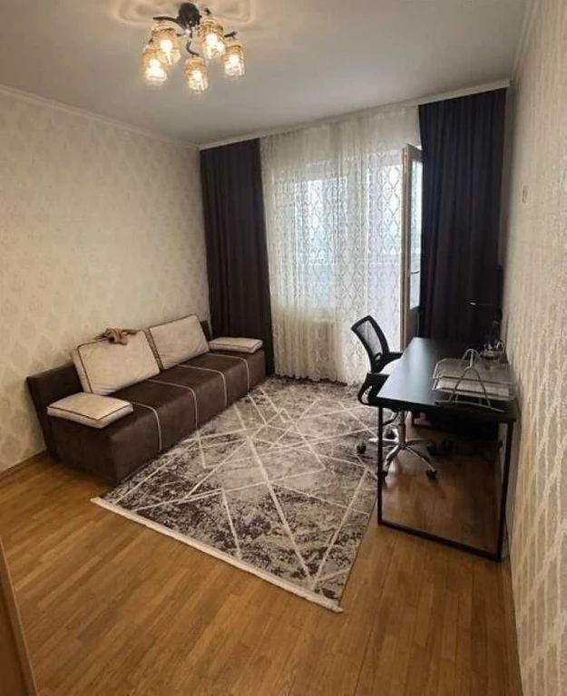 Продається видова 3к квартира по просп. Бажана, 36