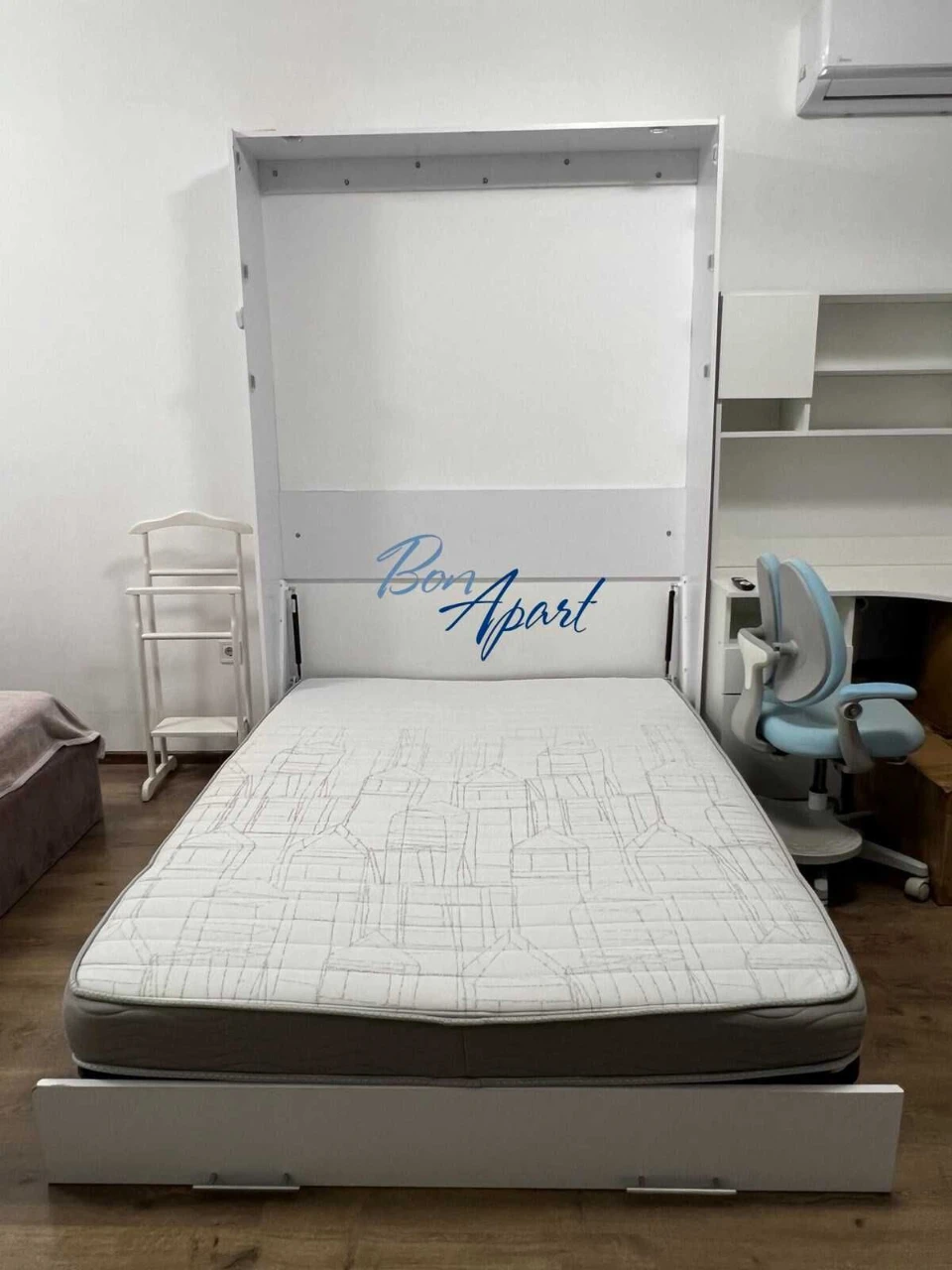 Продаж 1 кімнатної квартири в ЖК Теремки, вул.Заболотного, 1