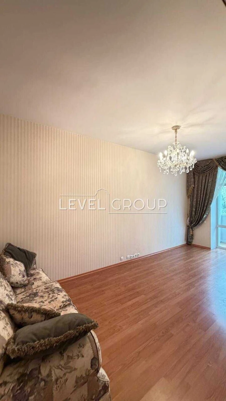 Продаж 2-кімнатної квартири (62 м2) на Печерську, вул. Дмитр