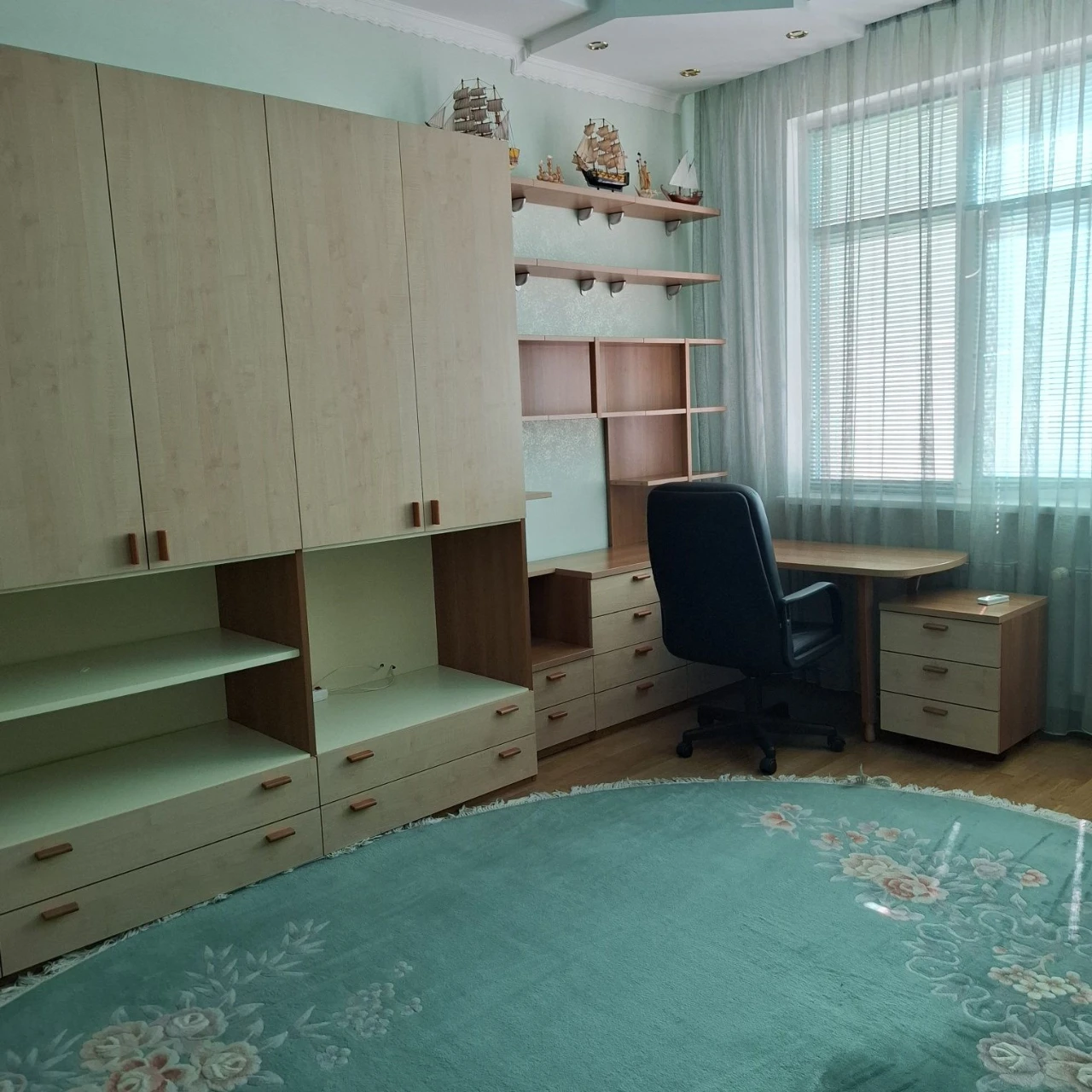 Продаж від власника квартири 105 м кв Жк Панорама на Печерсь