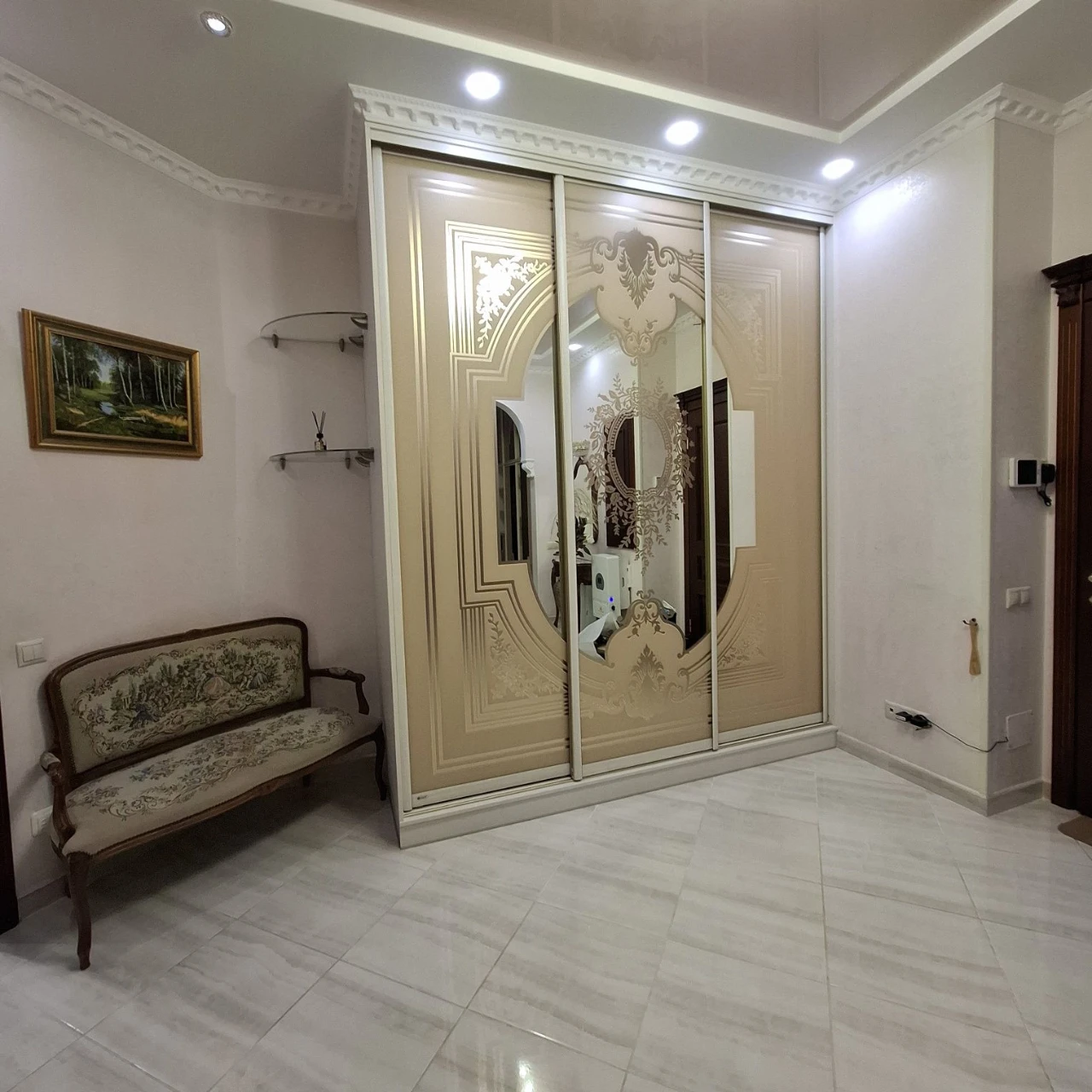 Продаж від власника квартири 105 м кв Жк Панорама на Печерсь