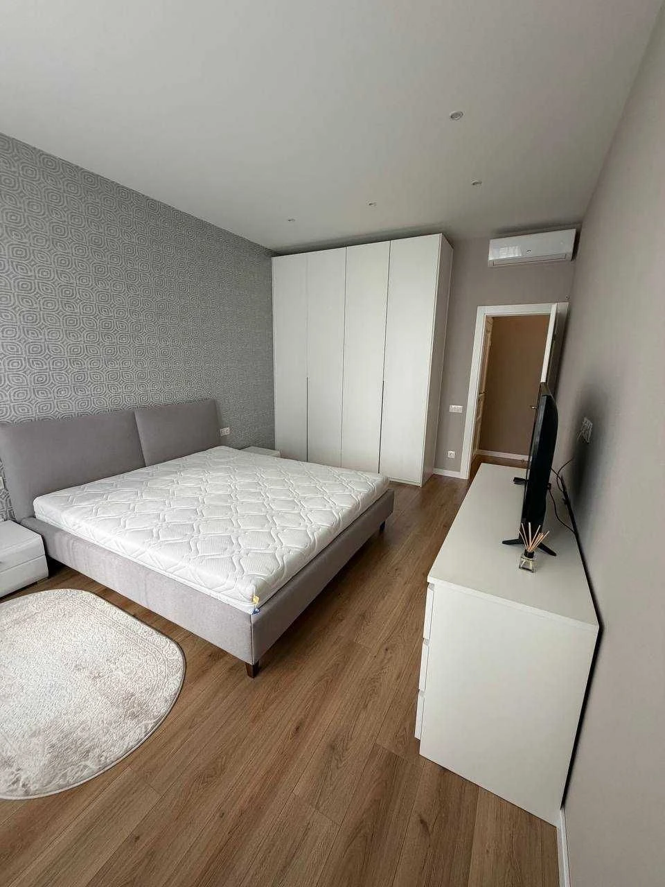 Продаж 2-х км квартири 82 кв.м. вул. Андрія Верхогляда, 20 Ж
