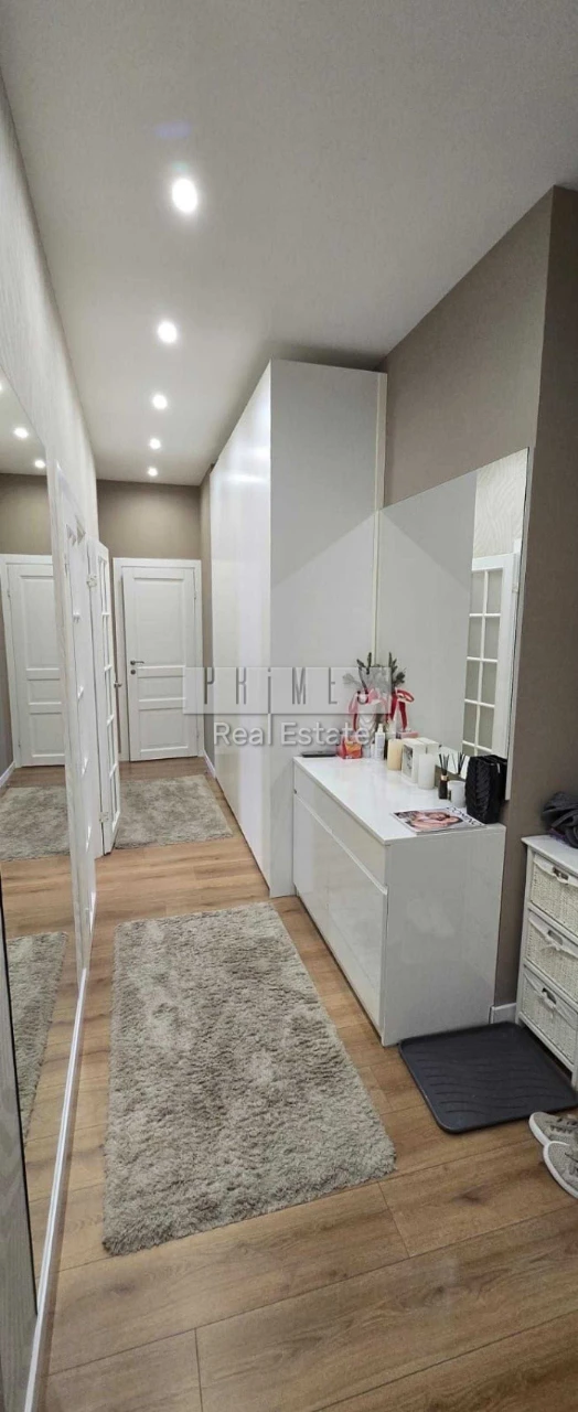 Продаж 2-х км квартири 82 кв.м. вул. Андрія Верхогляда, 20 Ж