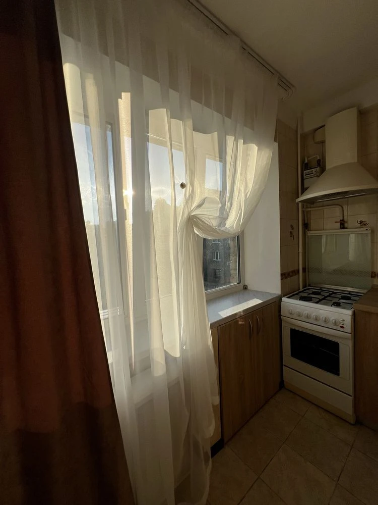 БЕЗ КОМІСІЇ! Продам 3к квартиру на Печерську бул. Лесі Украї