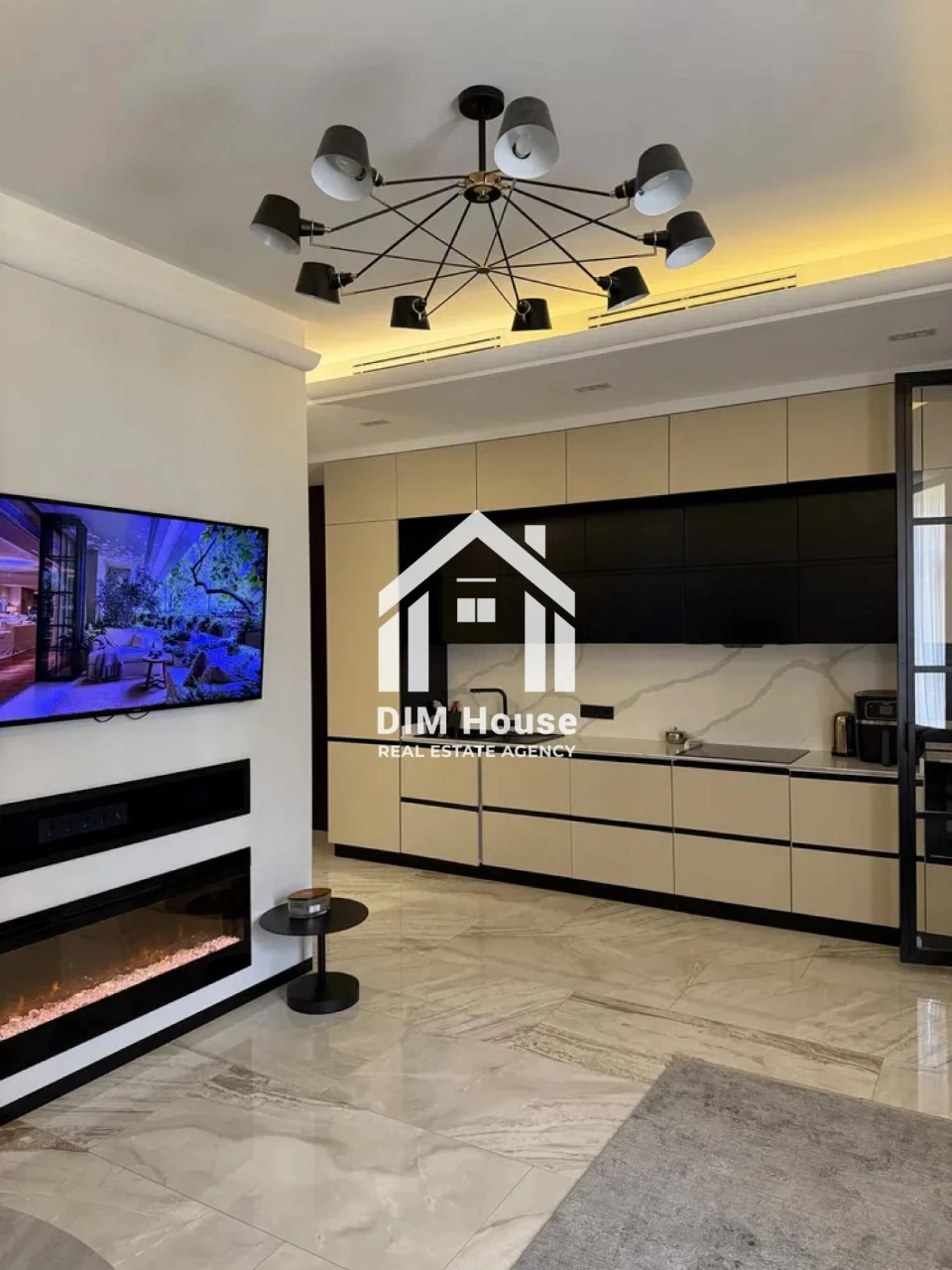 Преміум 3к квартира 82,9 м² з дизайнерським ремонтом | Франц