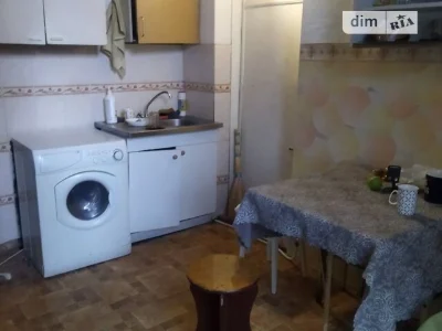 Room for sale 98.3 sq. m. on Oleksandra Konyskyi St. 79 •