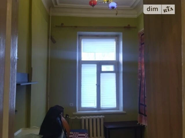 Room for sale 98.3 sq. m. on Oleksandra Konyskyi St. 79 •