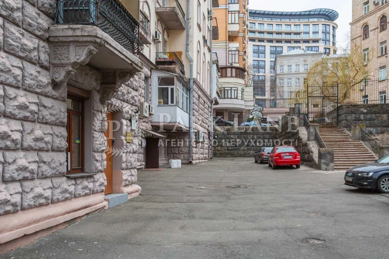 Вишукана 2-к квартира на Хрещатику, Лютераньска, центр, 2 ro