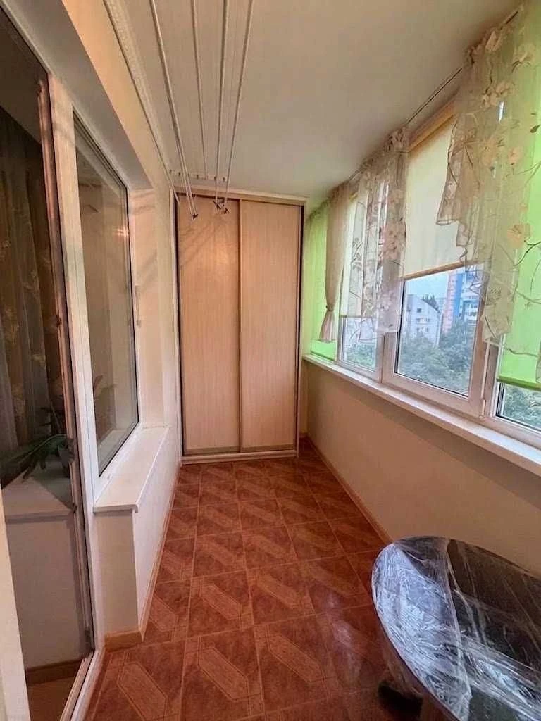 Продажа 3 кім. 85м2 вул. Василя Верховинця 10, ремонт.