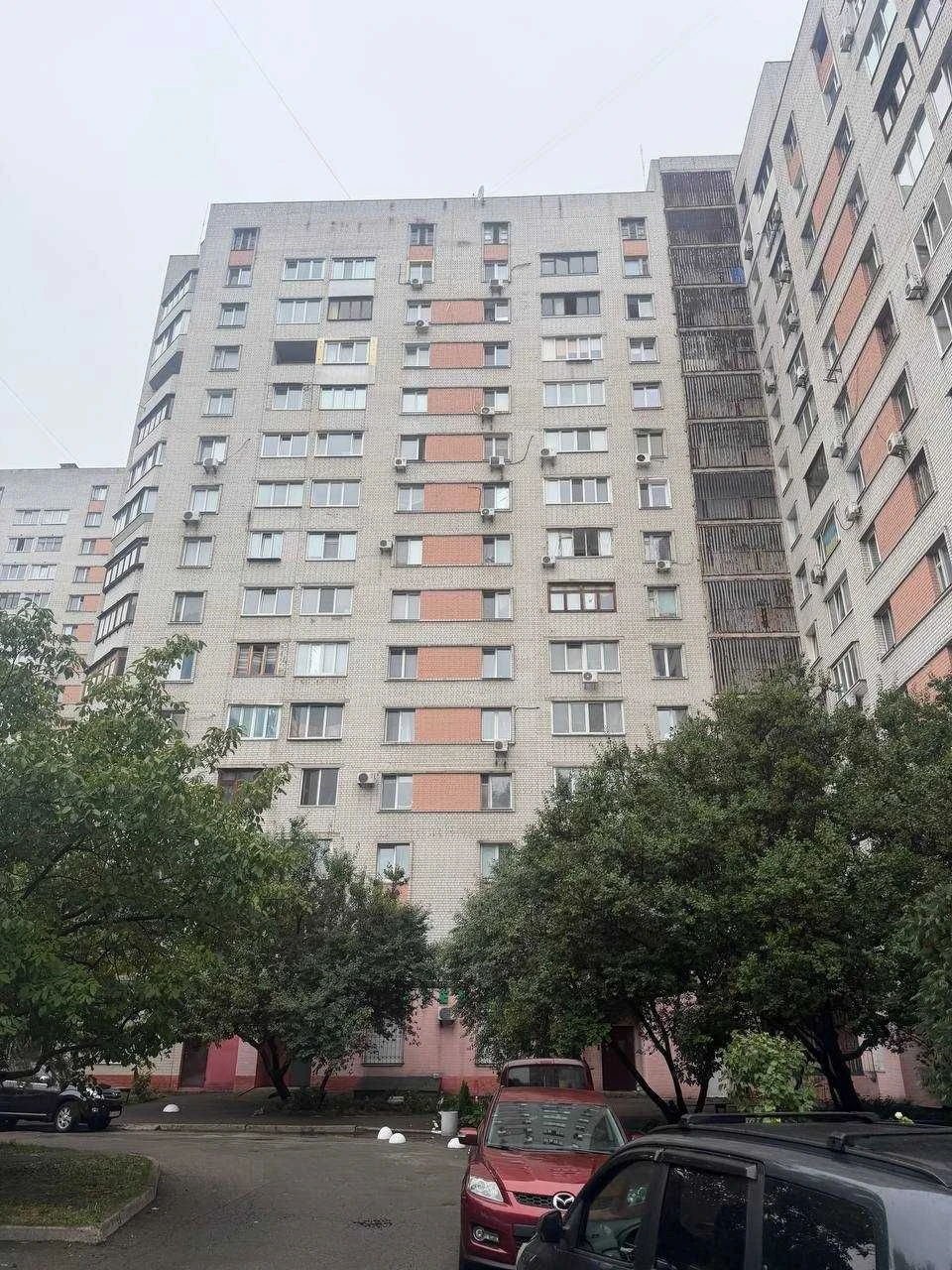 Продажа 3 кім. 85м2 вул. Василя Верховинця 10, ремонт.