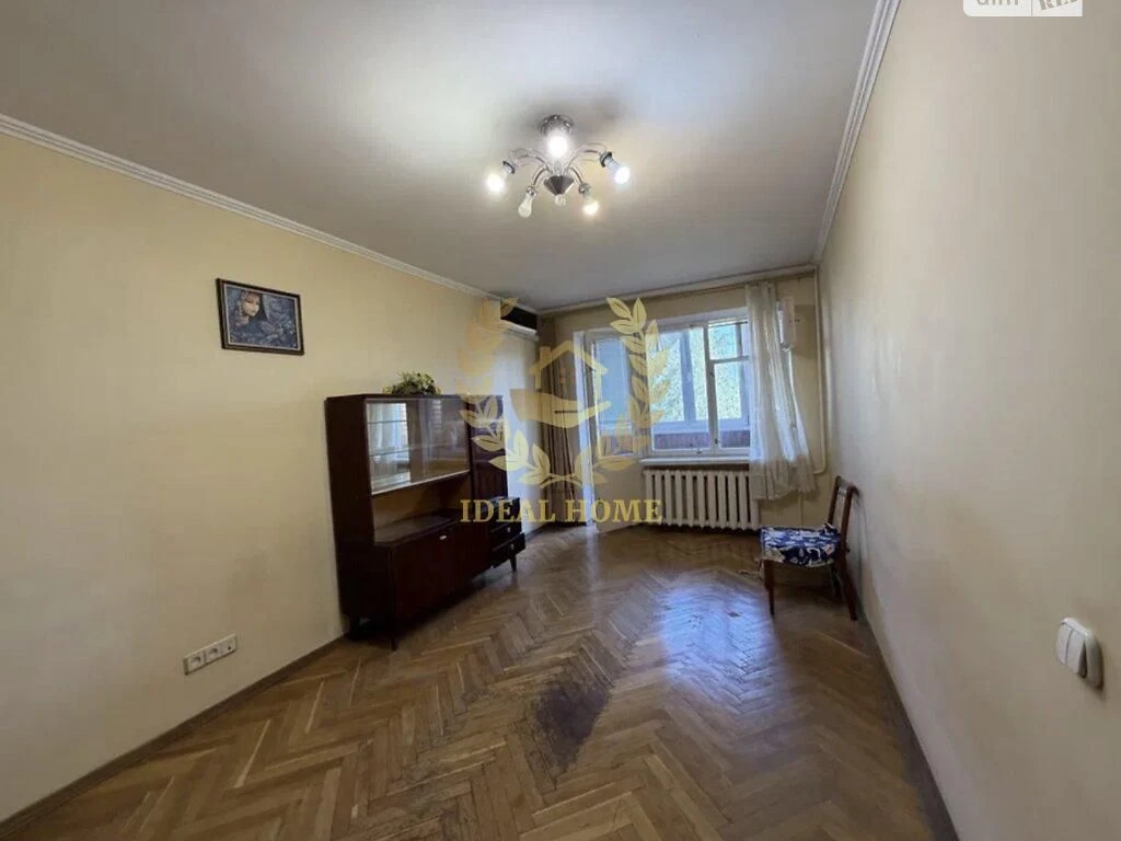 Продаж 2к. квартири метро Вокзальна Солом'янський район