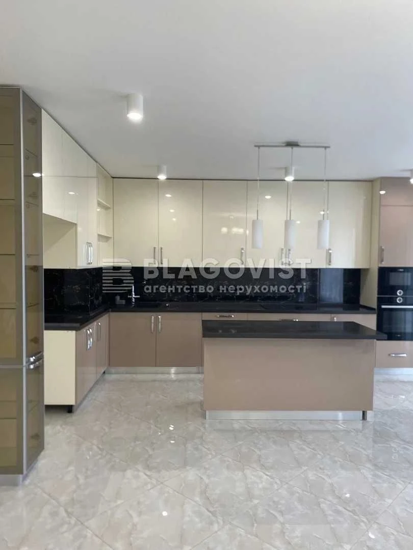 Продаж 3-к квартири Воскресенська, 18 ЖК "Паркові озера" М.Л