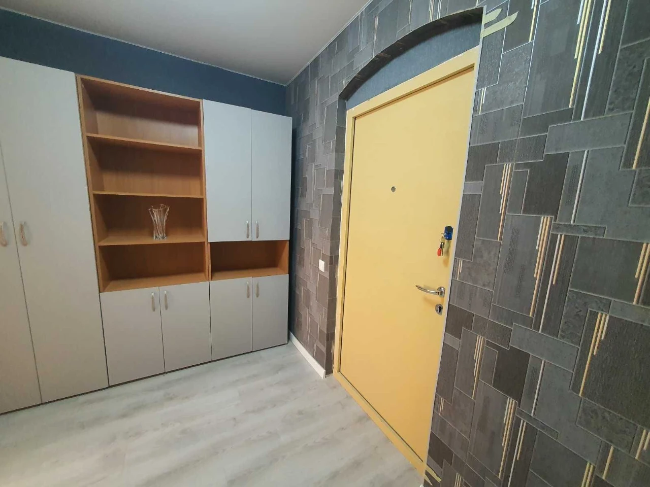 Продаж 1к квартири-студї на пр-кті Григоренко 16