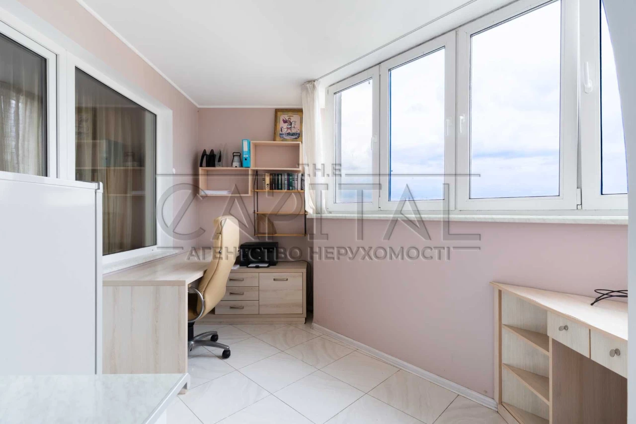 3 кім квартира 95 м² Позняки Школа, садок та озеро поруч  еО