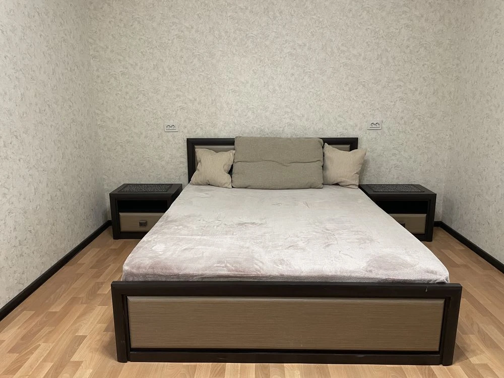 Продаж 1 -к квартири, вул. Автозаводська, Оболонь.