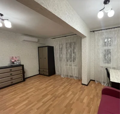 Продаж 1 -к квартири, вул. Автозаводська, Оболонь.