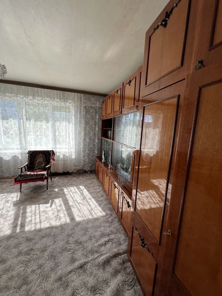 Продам двохкімнатну квартиру в Києві, вулиця Здолбунівська,