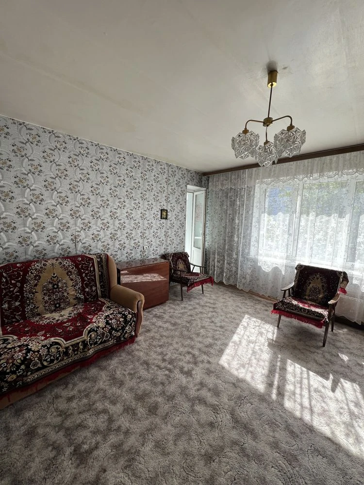 Продам двохкімнатну квартиру в Києві, вулиця Здолбунівська,