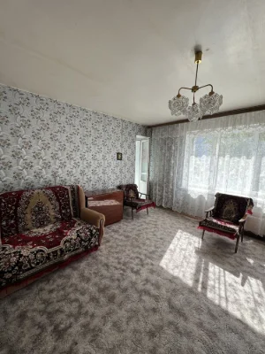 Продам двохкімнатну квартиру в Києві, вулиця Здолбунівська,