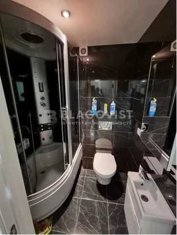 Продаж квартири 2 кімн 75м2 УКРИТТЯ є пр-кт Академіка Паллад