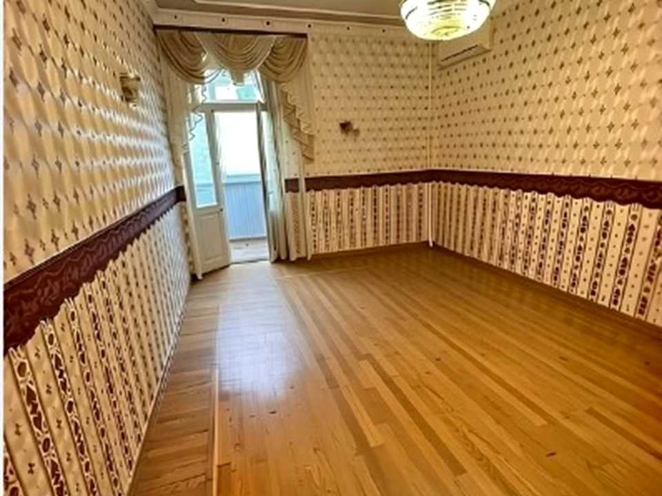 Квартира. Одесса, Французский бульв.