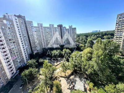 Продаж 2к. квартира Заболотного 90, метро Теремки, Глушкова