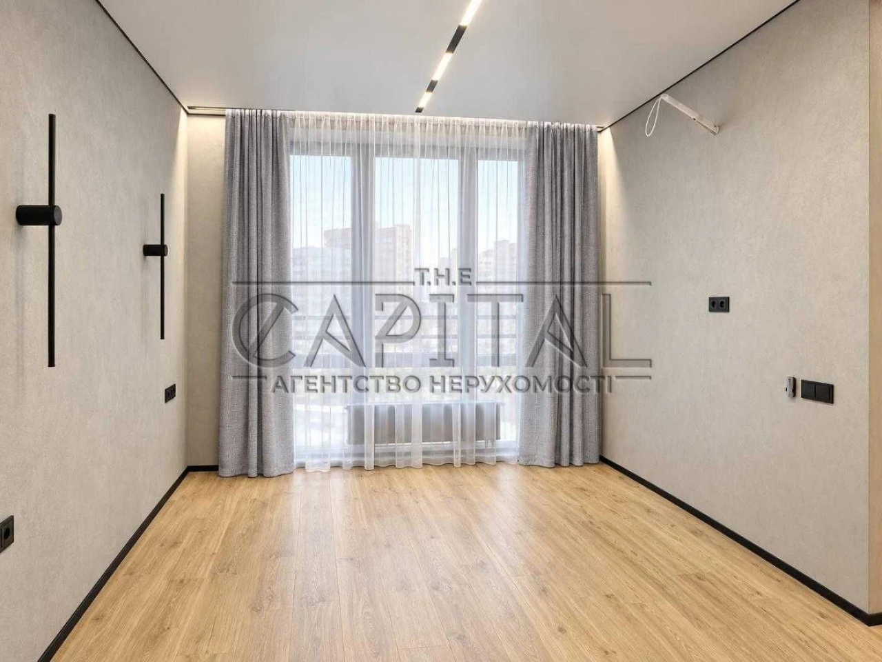 Продаж квартир ЖК Seven Севен З ремонтом 62 м2 Низький повер