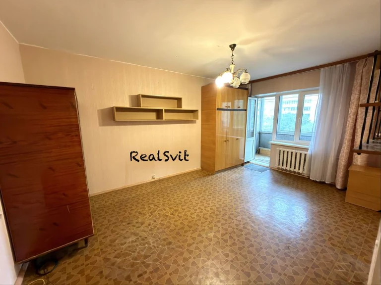 Продам 1 кімнатну кв-ру, М. Закревського 31-в, Деснянський р