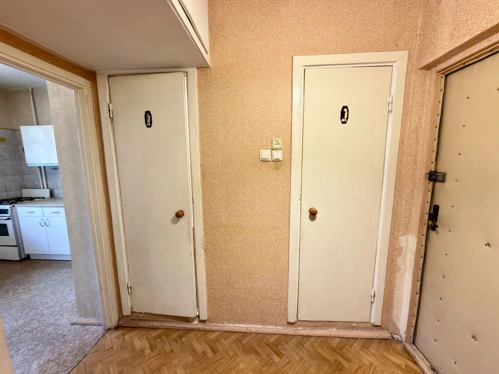 Продам 1 кімнатну кв-ру, М. Закревського 31-в, Деснянський р