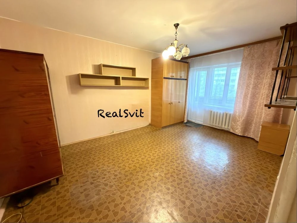 Продам 1 кімнатну кв-ру, М. Закревського 31-в, Деснянський р