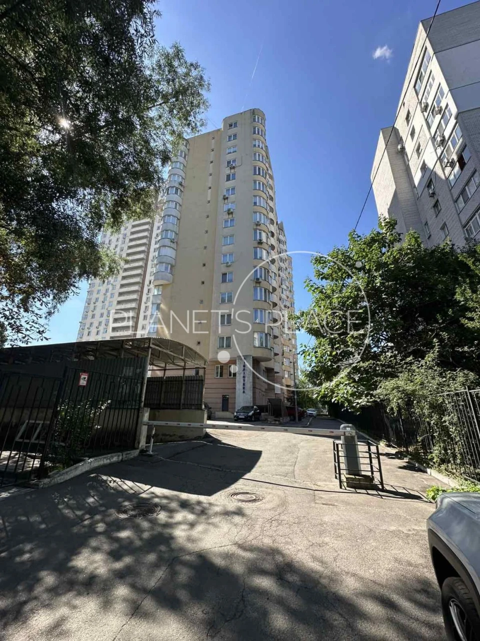 Продаж   3 кімнатної квартири вул. Освіти 14-А