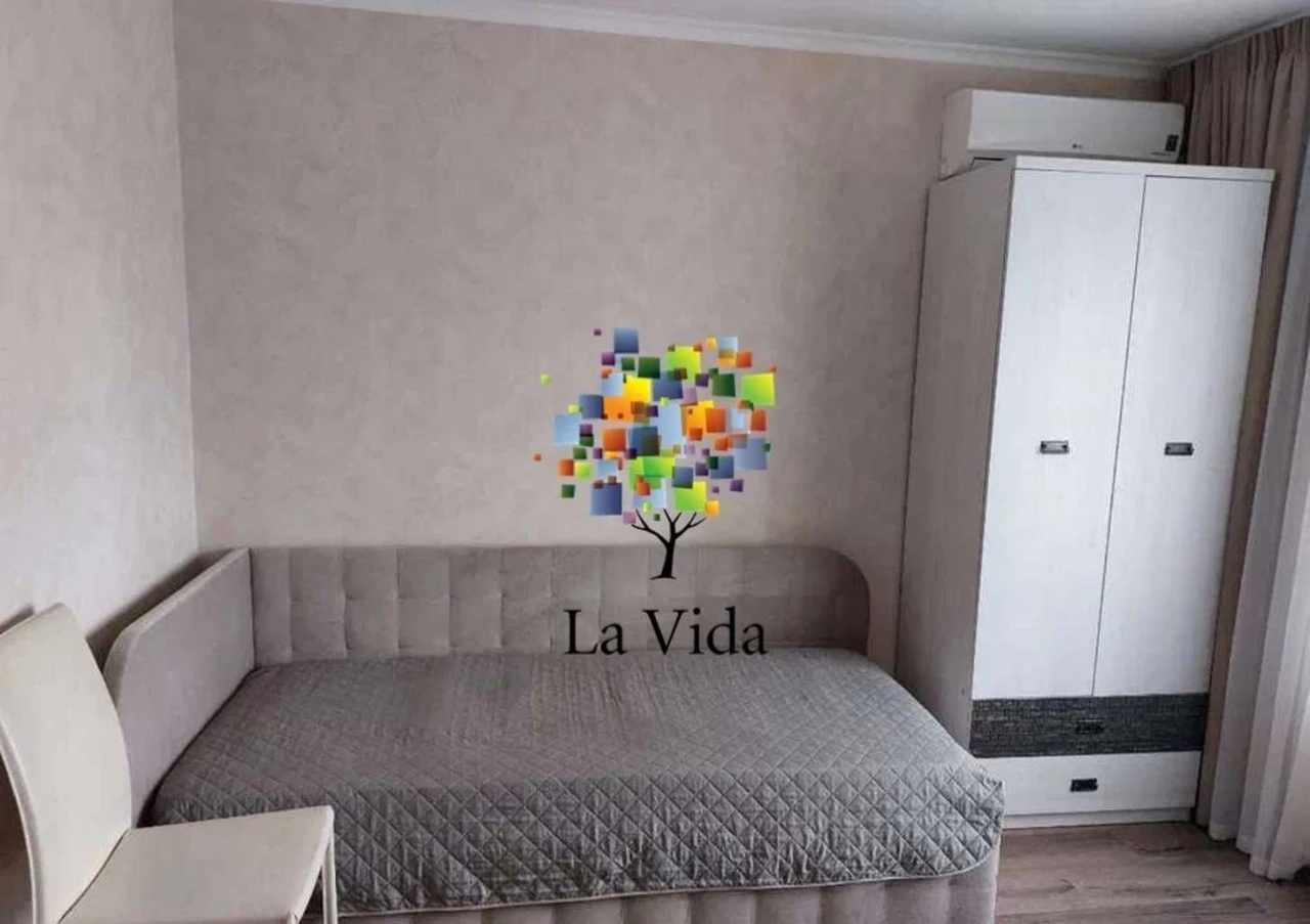 Держпрограми Продаж 3к квартири, Лаврухіна, 11, поруч ТРЦ Ра